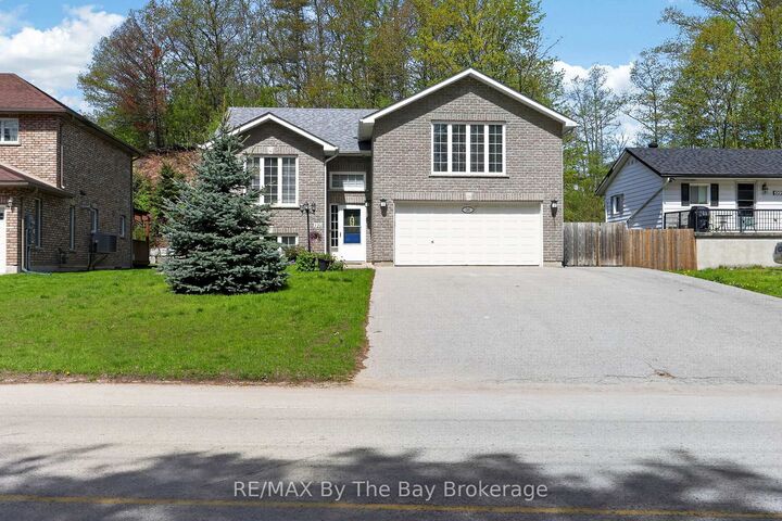 326 Golf Course Road — photo 1