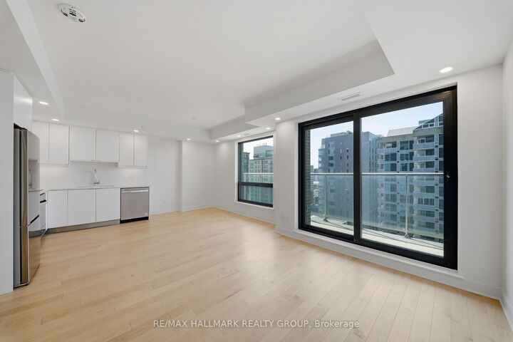 Property Photo: 180 George Street 2001 ON K1N 0G8