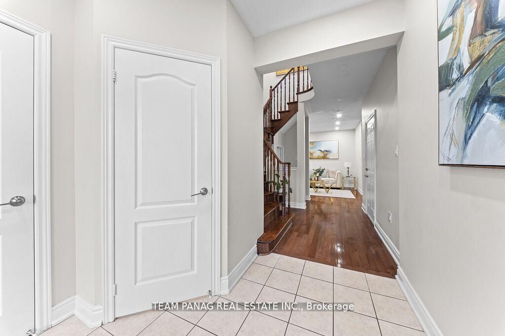 Property Photo:  11 Powell Drive  ON L6R 0K9 