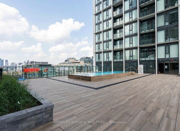 Property Photo:  158 Front Street E 1402  ON M5A 0K9 