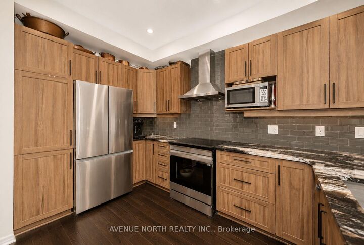 Property Photo:  323 Lysander Place  ON K1K 3X8 