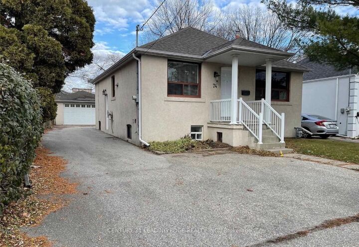 Property Photo:  74 Reiner Road  ON M3H 2L5 