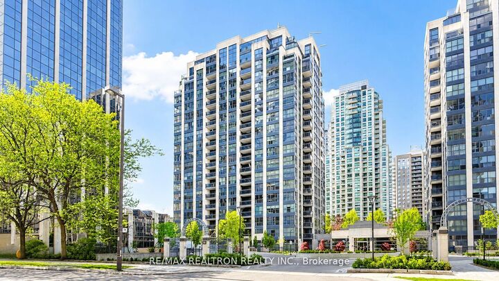 Property Photo: 18 Hollywood Avenue 1707 ON M2N 6P5