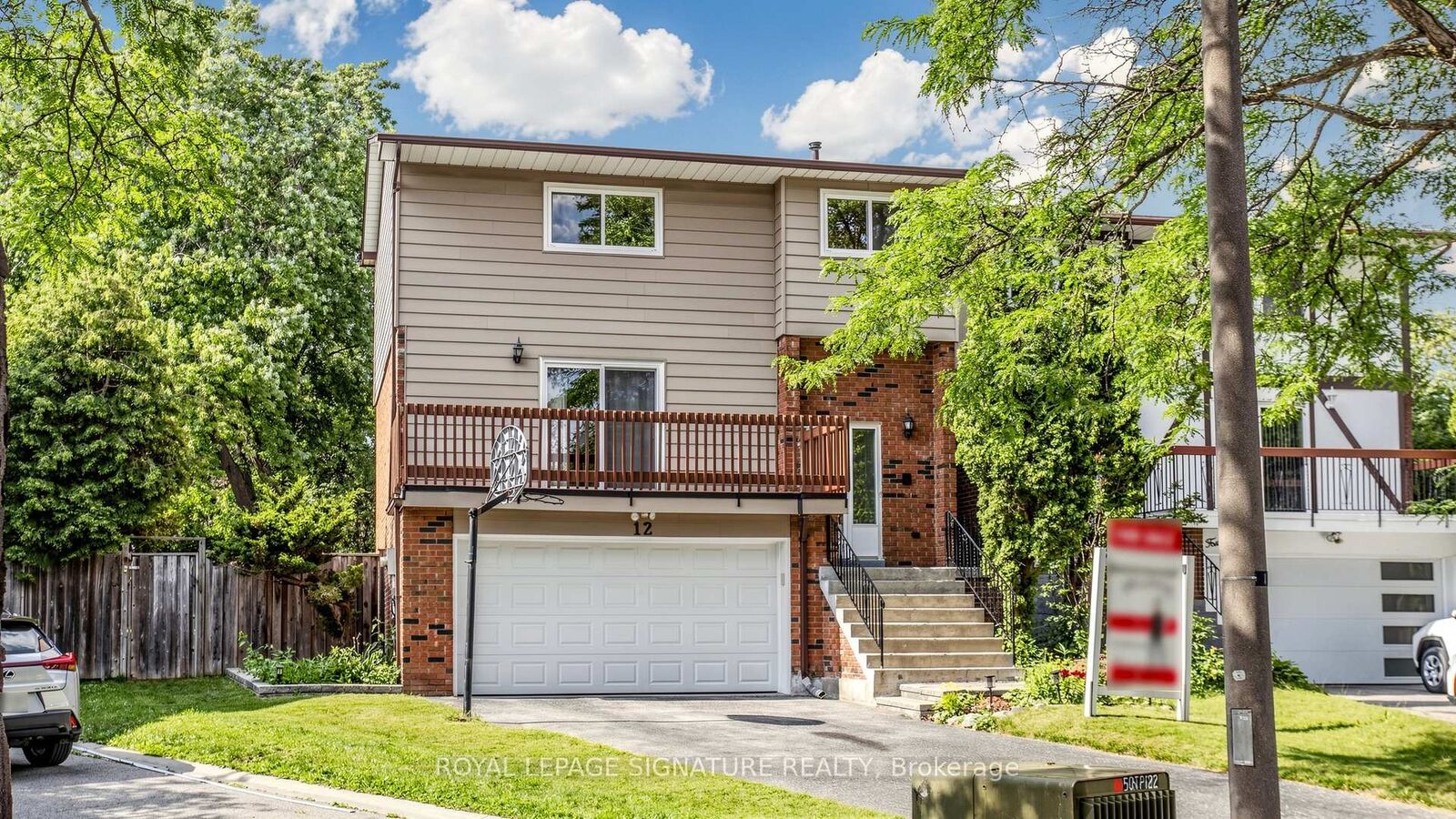 Property Photo: 12 Linton Court ON L3T 5M9