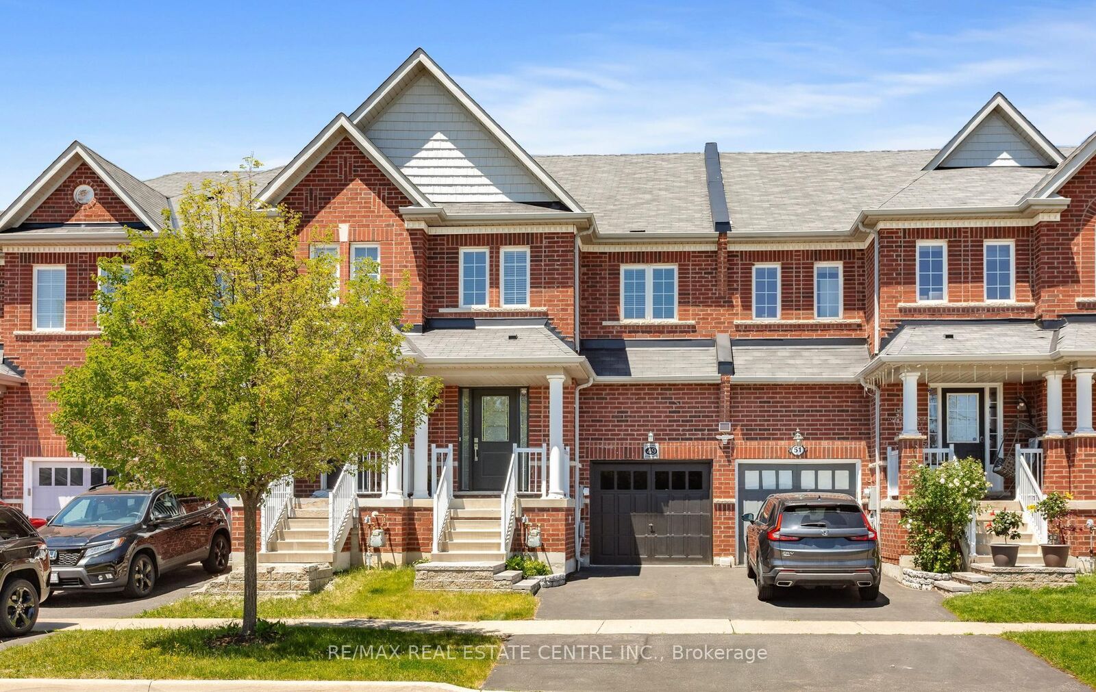 Property Photo: 49 Teal Crest Circle ON L6X 2Z5