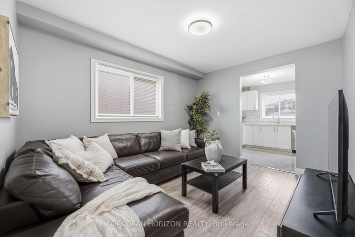 Property Photo:  350 Saginaw Parkway  ON N1T 1R8 