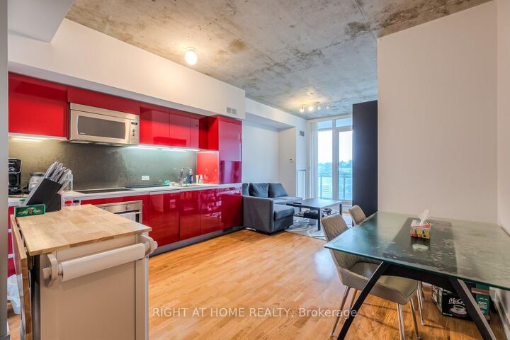 Property Photo: 20 Minowan Miikan Lane 419 ON M6J 0E5