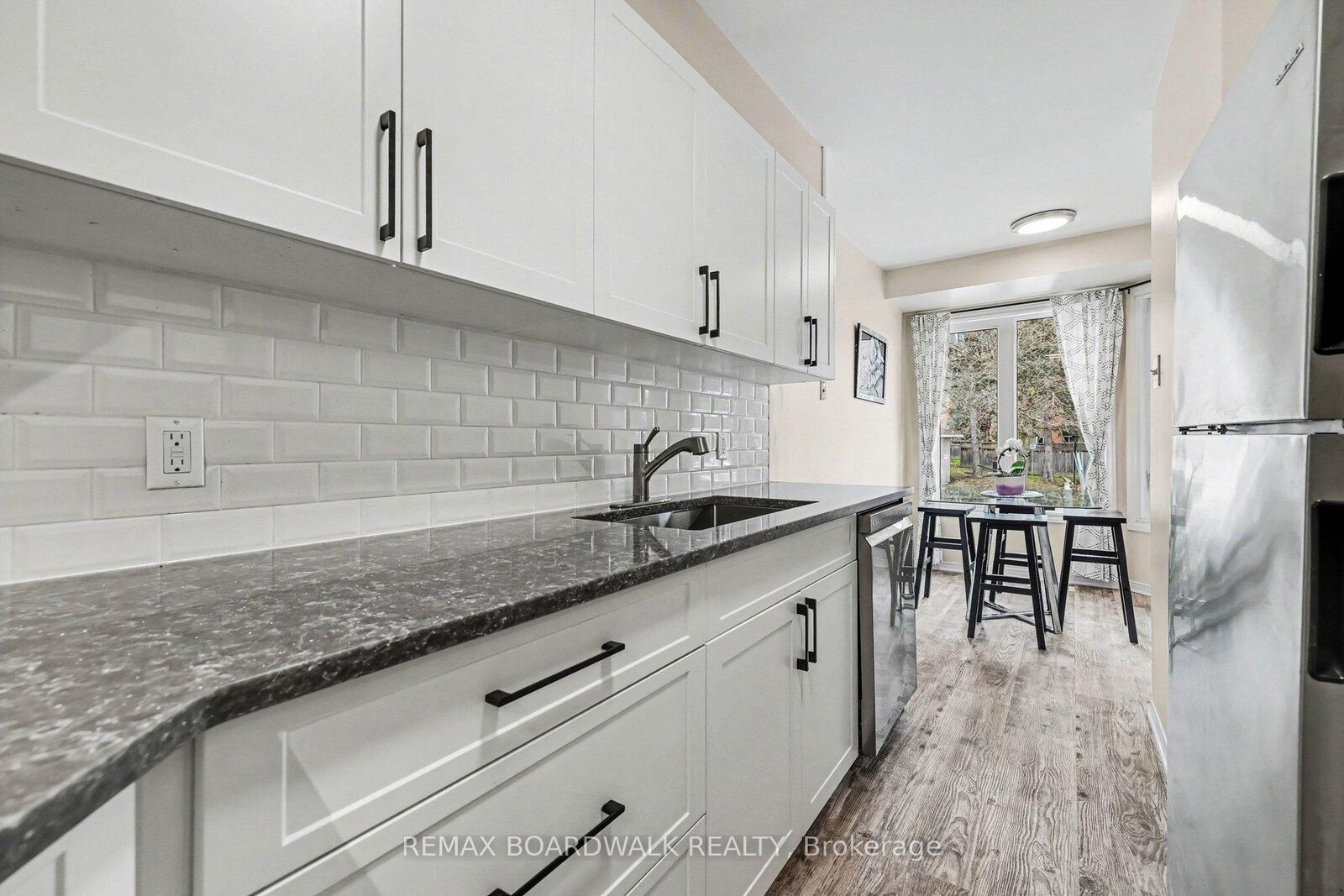 Property Photo:  1607 Locksley Lane  ON K1J 1B6 