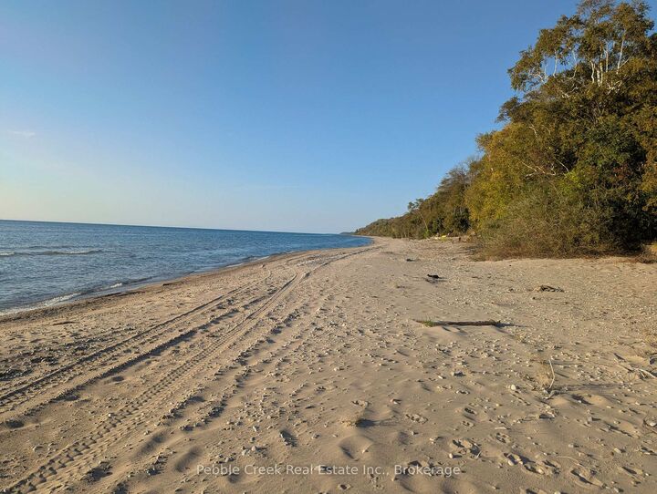 Property Photo:  84163 Upper Road  ON N7A 3X9 