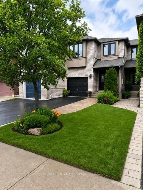 Property Photo: 2081 Golden Orchard Trail ON L6M 3W8