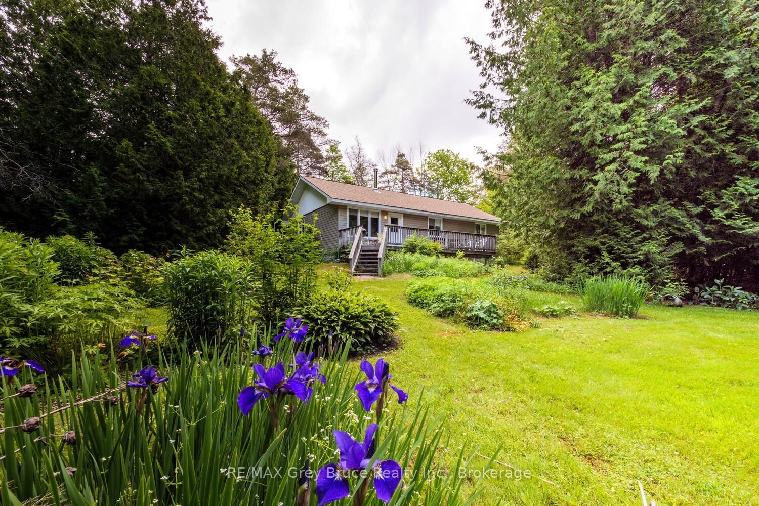 Property Photo: 550 Huron Road N ON N0H 1X0