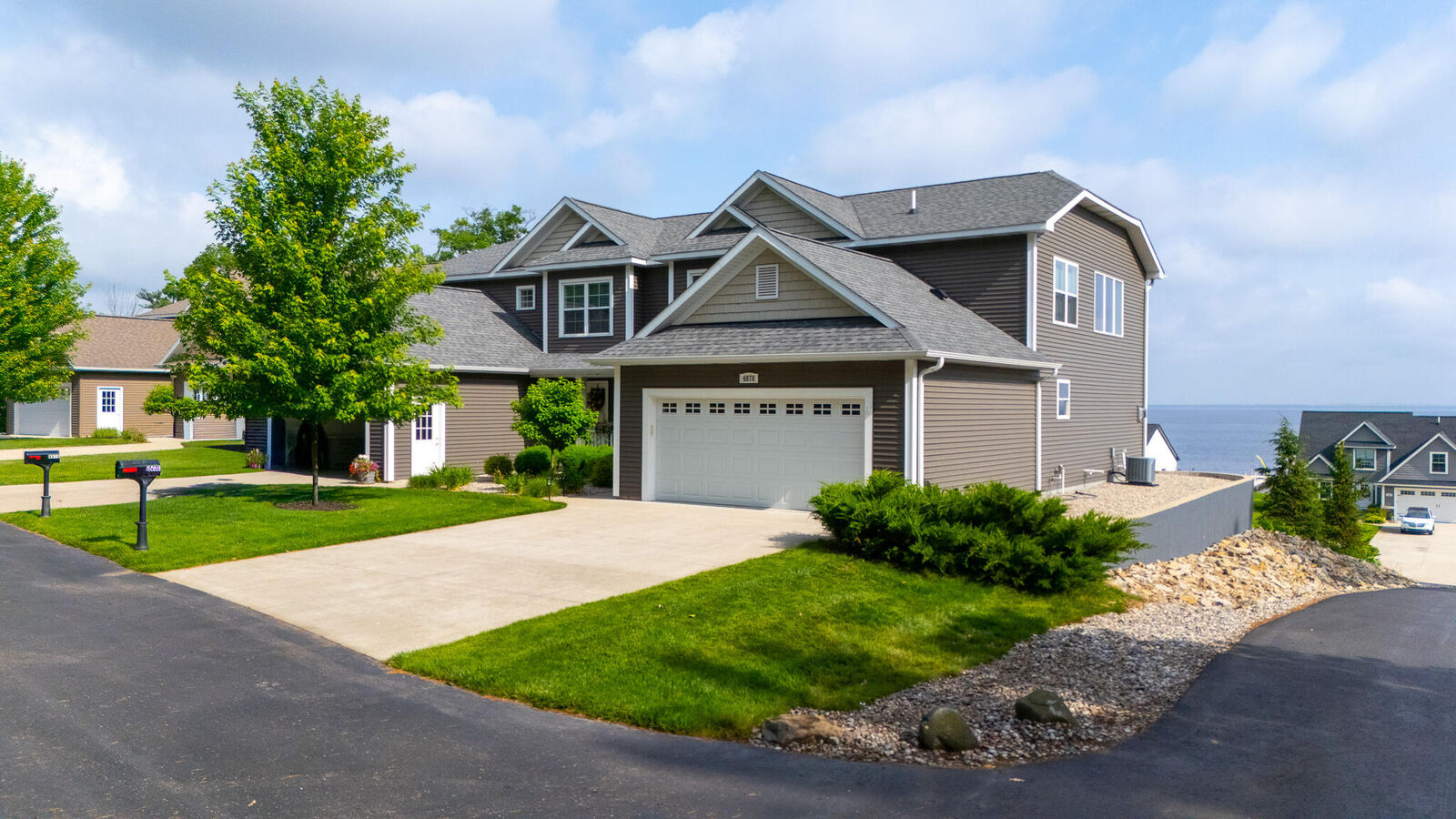 Property Photo:  4876 W Houghton Lake Drive  MI 48629 