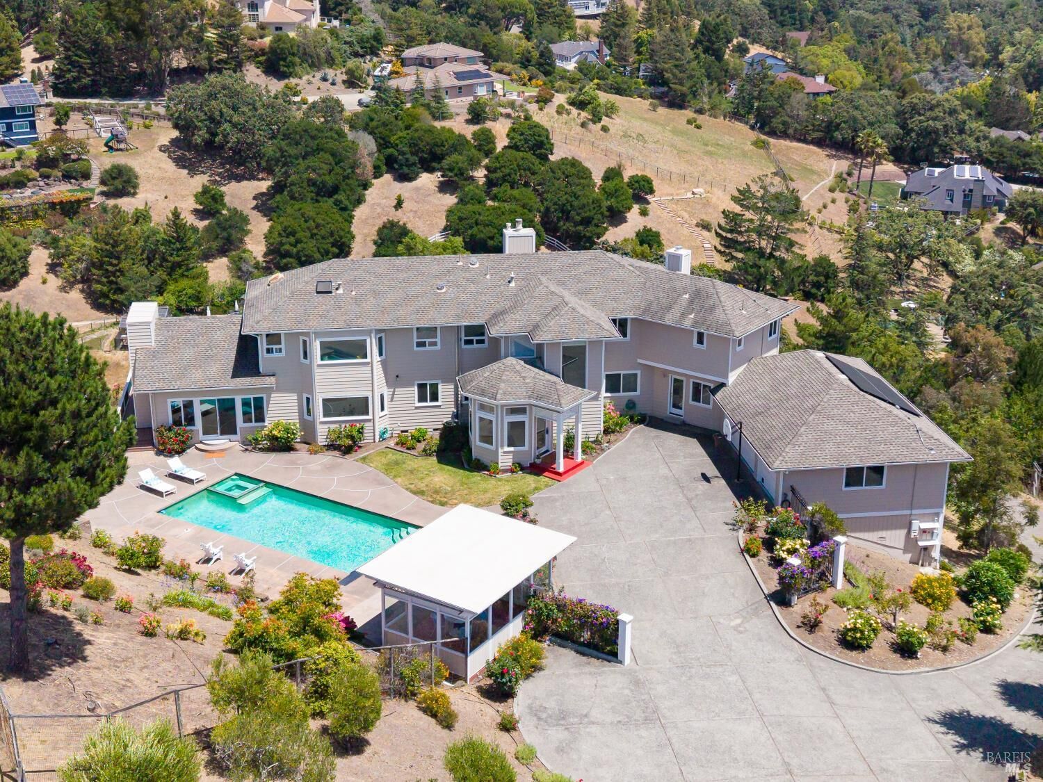 Property Photo: 15 Ravine Way CA 94947