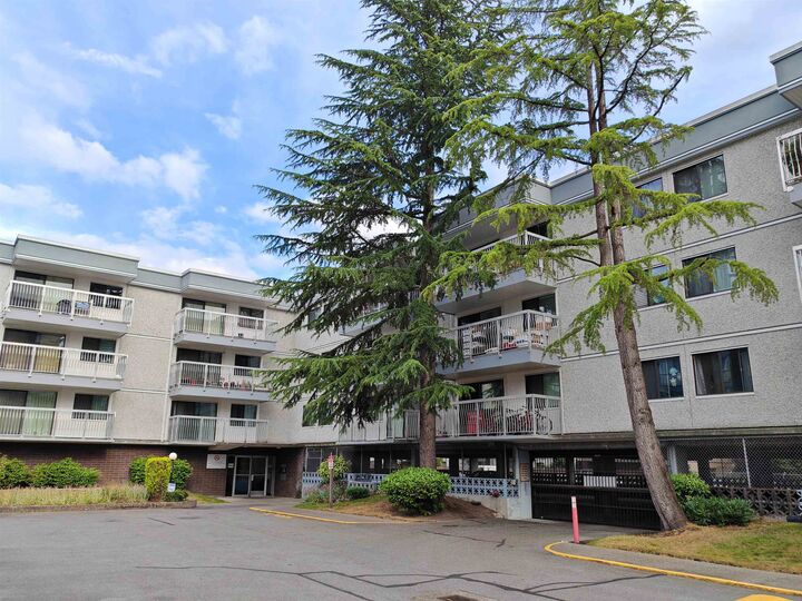 6420 Buswell Street 101 — photo 1