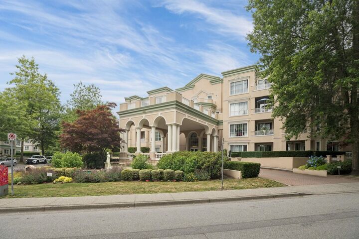 2995 Princess Crescent 418 — photo 1