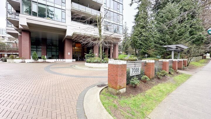 Property Photo: 7088 18th Avenue 909 BC V3N 0A2