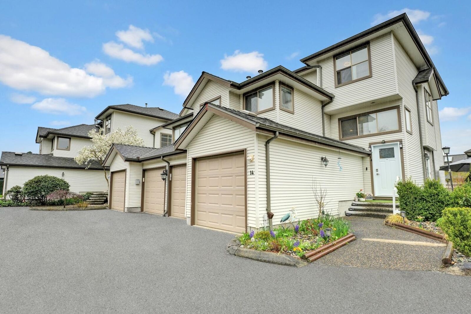 Property Photo: 19160 119 Avenue 14 BC V3Y 2L7