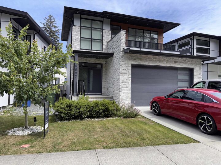 36697 Dianne Brook Avenue — photo 1