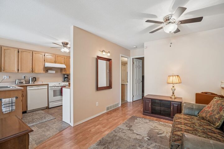 Property Photo: 11726 225 Street 402 BC V2X 6E4