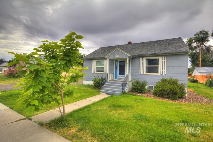 Property Photo: 351 W Main Street South OR 97918