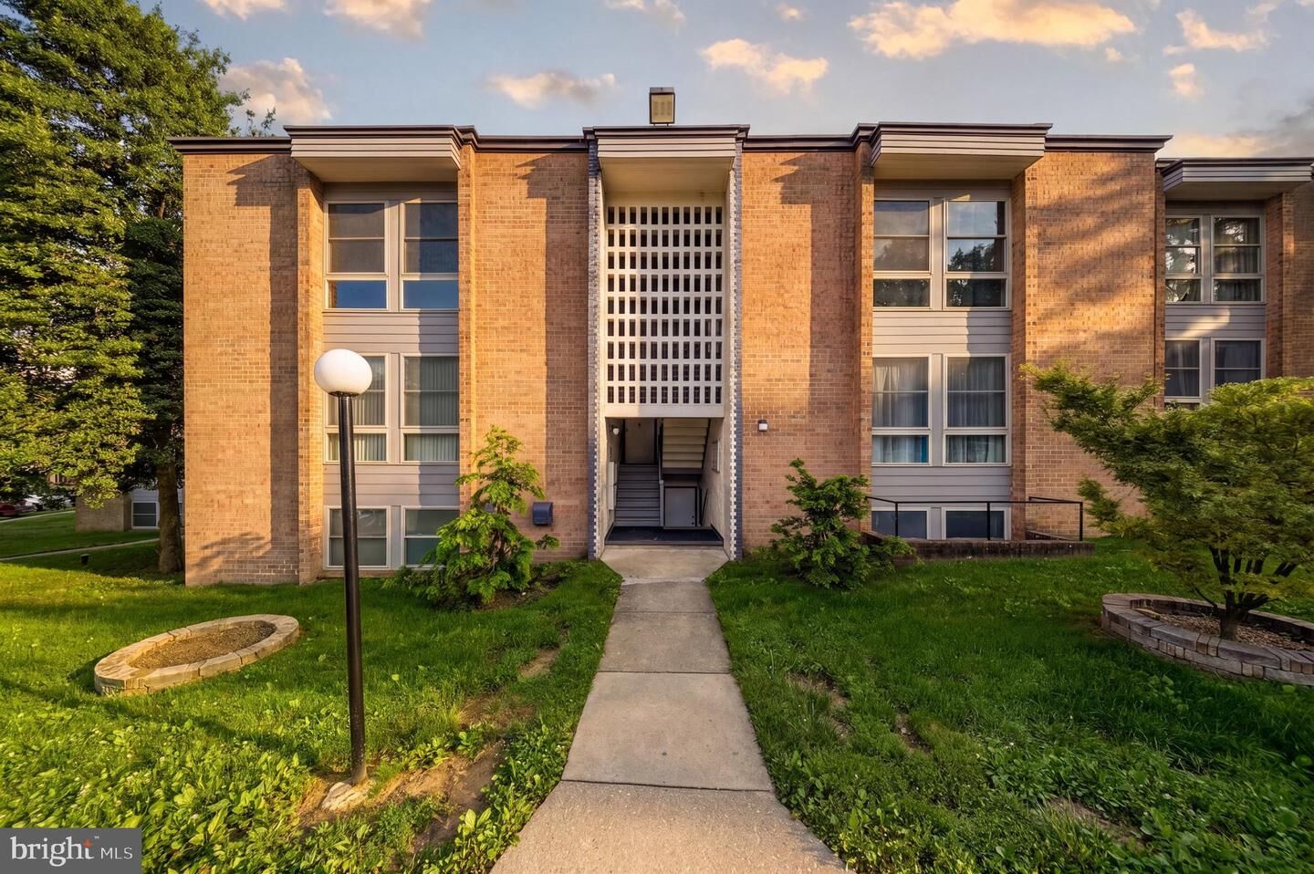 Property Photo:  2202 Greenery Lane 301-22  MD 20906 