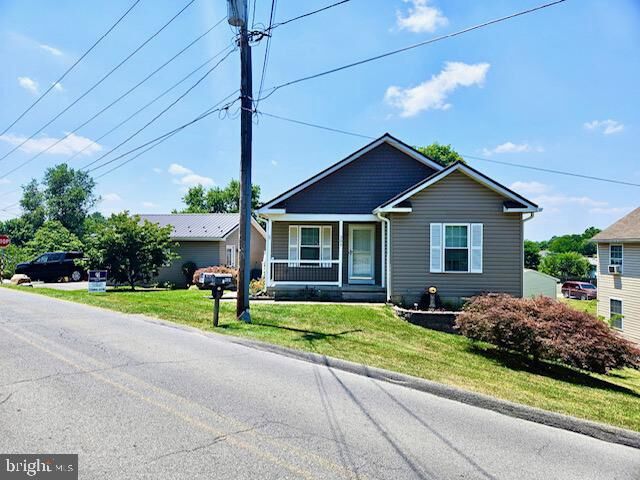 Property Photo:  201 Saint Paul Street  MD 21713 
