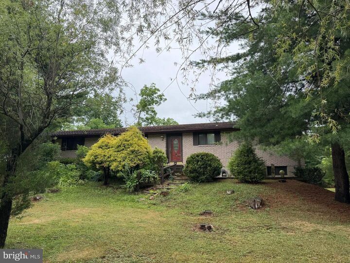 Property Photo:  640 Layfield Road  PA 18074 