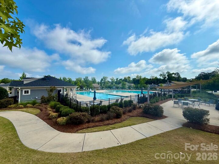 Property Photo:  5110 Turtle Creek Drive  NC 28037 