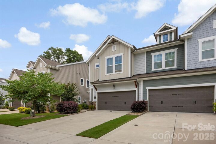 Property Photo:  2510 Lola Avenue  NC 28205 