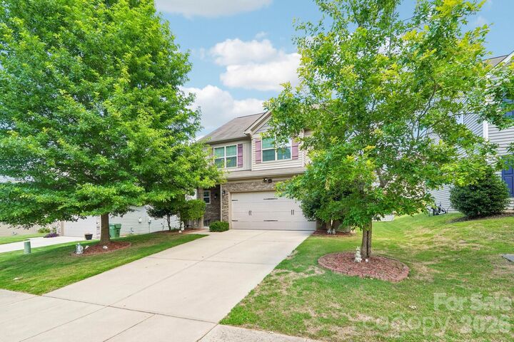 Property Photo:  204 Kingston Drive  NC 28120 