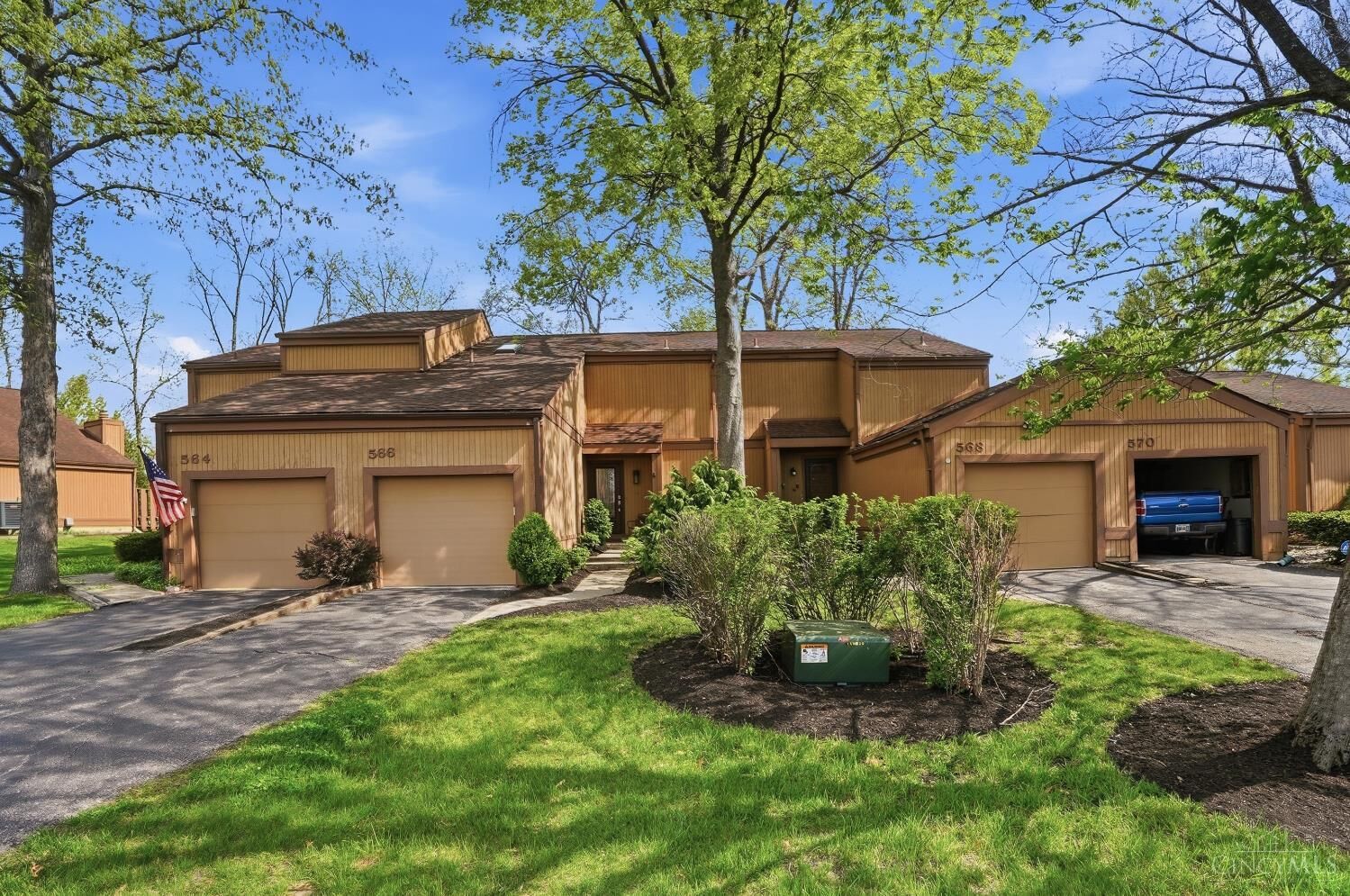 Property Photo: 566 Maple Lane OH 45040