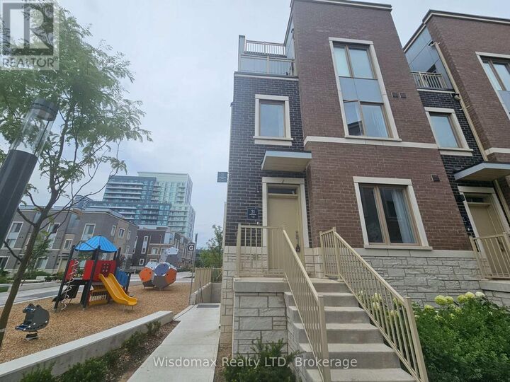 Property Photo:  31 Almond Blossom Mews South Th 141  ON L4K 0N7 