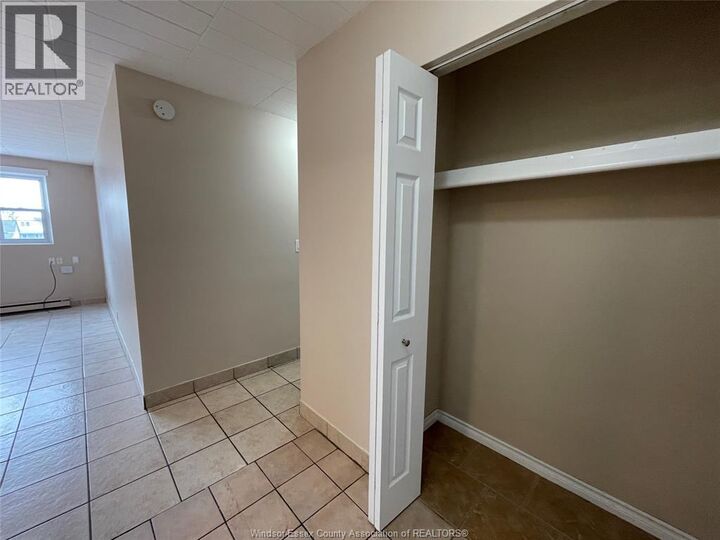 Property Photo:  928 Howard Avenue 7  ON N9A 2S6 