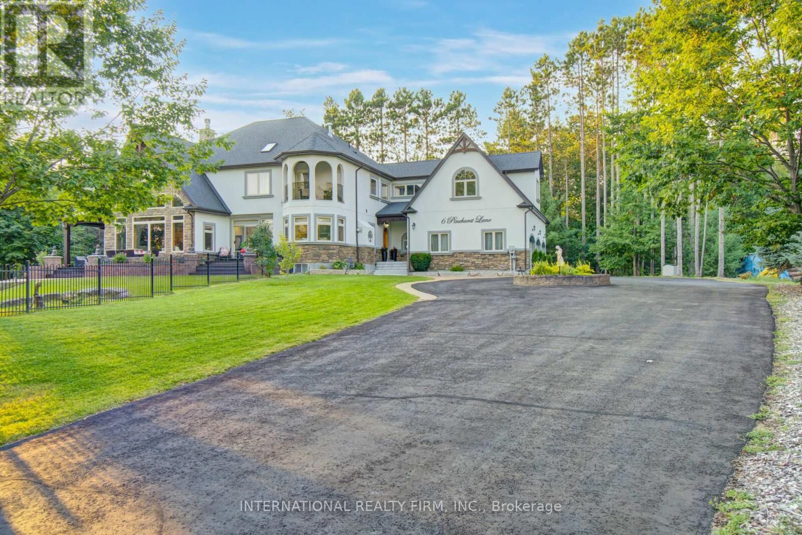 Property Photo: 6 Pinehurst Lane ON L9X 0C7