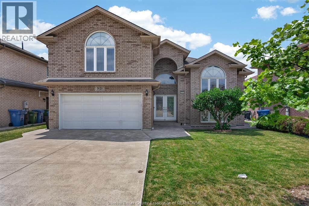 Property Photo:  3121 Troup Crescent  ON N8R 0A3 