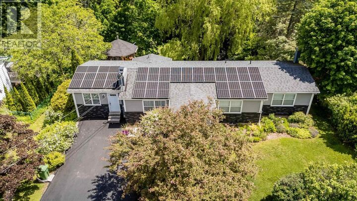Property Photo: 15 Grandview Drive NS B4P 1W5