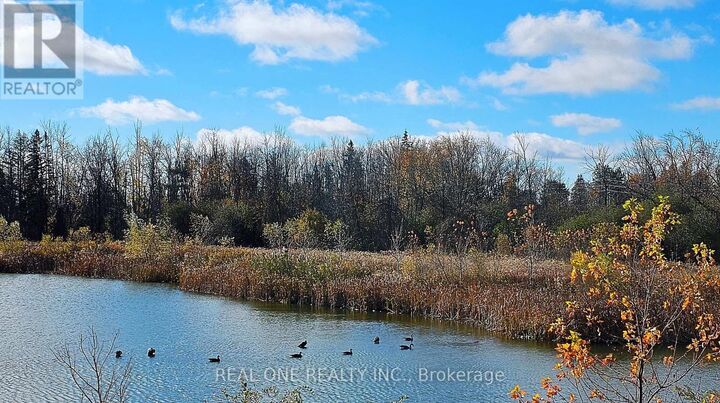 Property Photo:  85 Riley Reed Lane  ON L4S 0M3 
