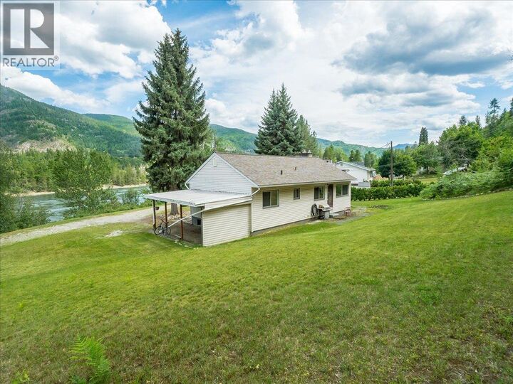 Property Photo: 2800 1st Avenue BC V1N 2R2