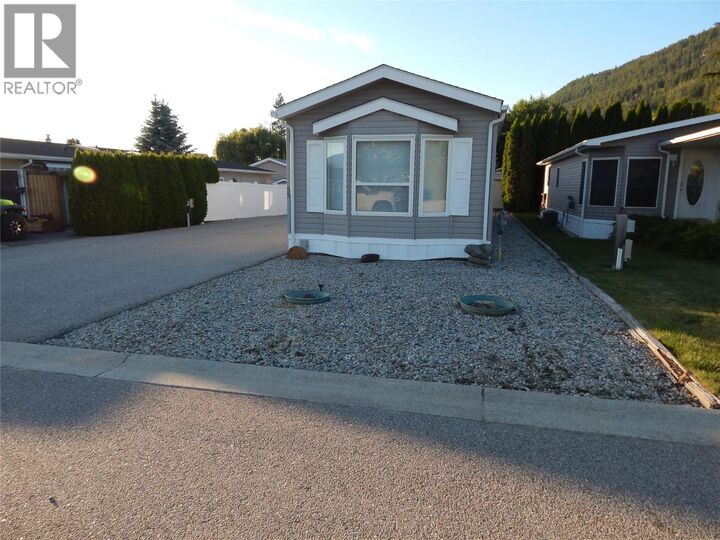 Property Photo: 724 Devon Street Unit #55 BC V0B 1G6