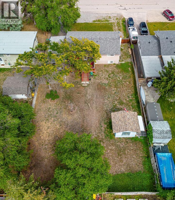 Property Photo: 430 Asher Road BC V1X 3H7