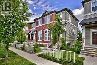Property Photo:  913 Evanston Square Northwest  AB T3P 0G9 