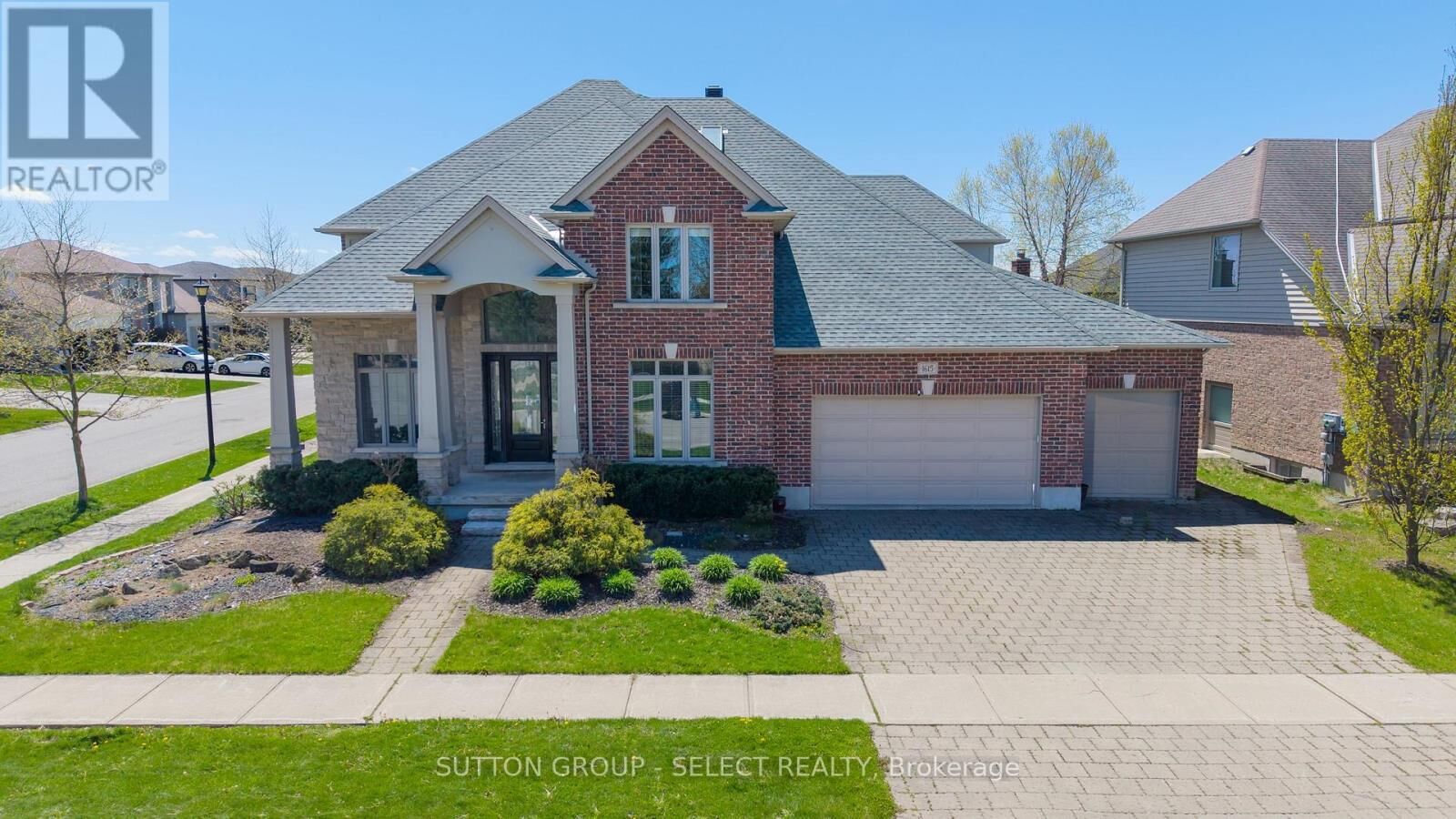 Property Photo:  1615 Wickerson Gate  ON N6K 0C3 