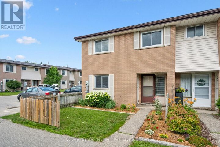 Property Photo:  427 Victoria Road North C-22  ON N1E 5J0 