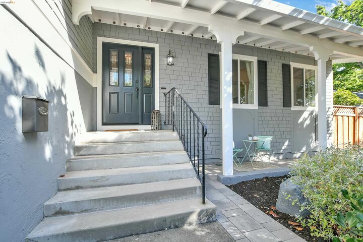 Property Photo: 2622 Breton Pl CA 94598