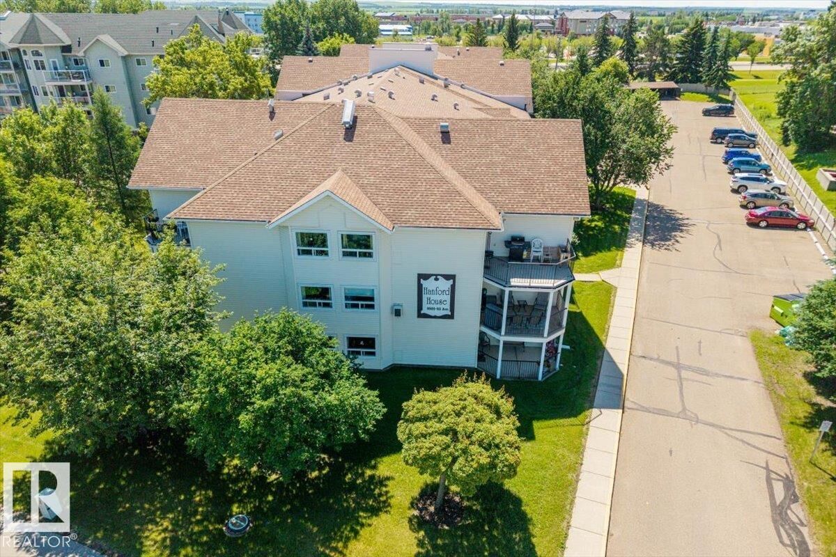 Property Photo: 9985 93 Ave 303 AB T8L 1N5