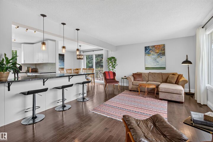 Property Photo:  8603 73 Street NW  AB T6B 1Z9 