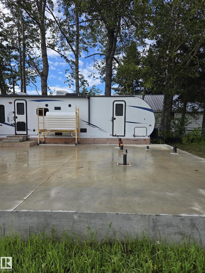 Property Photo:  5317 52 Street  AB T0C 2P0 