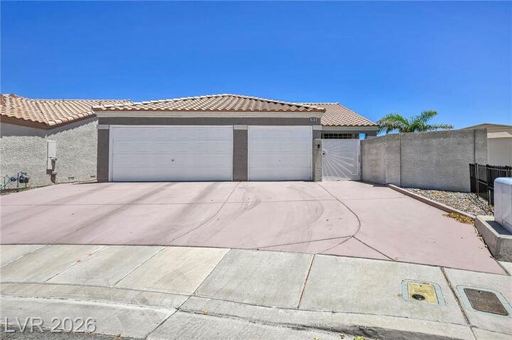 Property Photo: 850 Purple Sage Terrace NV 89015