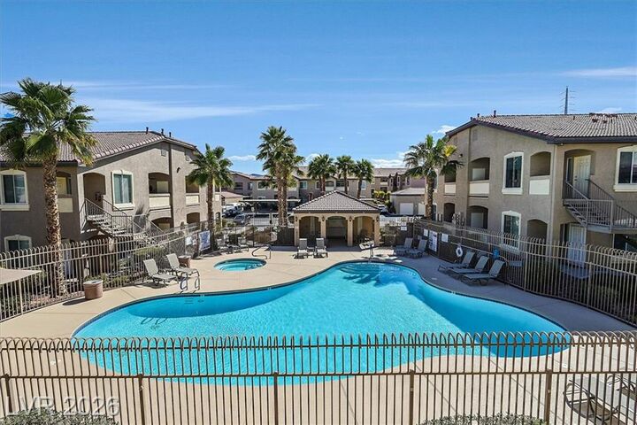 Property Photo: 2305 West Horizon Ridge Parkway 1523 NV 89052
