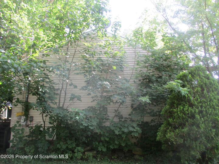Property Photo:  1302 Reynolds Avenue  PA 18504 